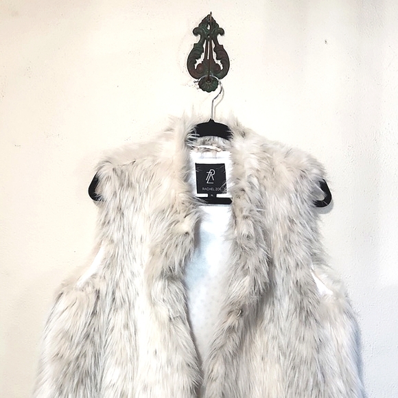 Rachel Zoe Gorgeous Luxury Faux Fur Vest Size X Large Like New!! - Picture 2 of 12